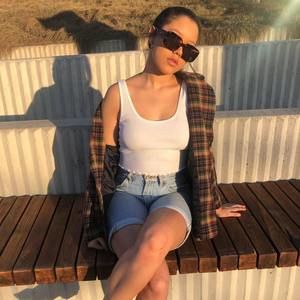 Meet your Posher, Haley